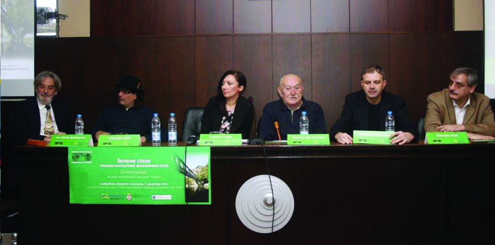 FOTO 6 Učesnici Press-konferencije na Saobraćajnom fakultetu u Beogradu