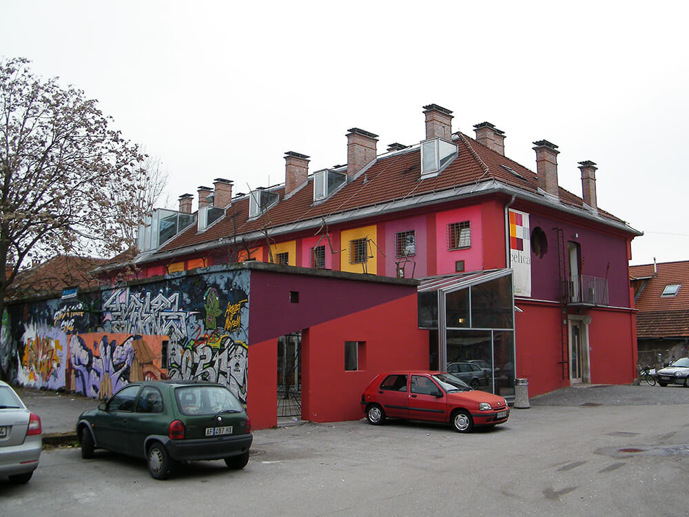 Hostel Celica u bivsoj kasarni u Metelkovoj ulici u Ljubljani