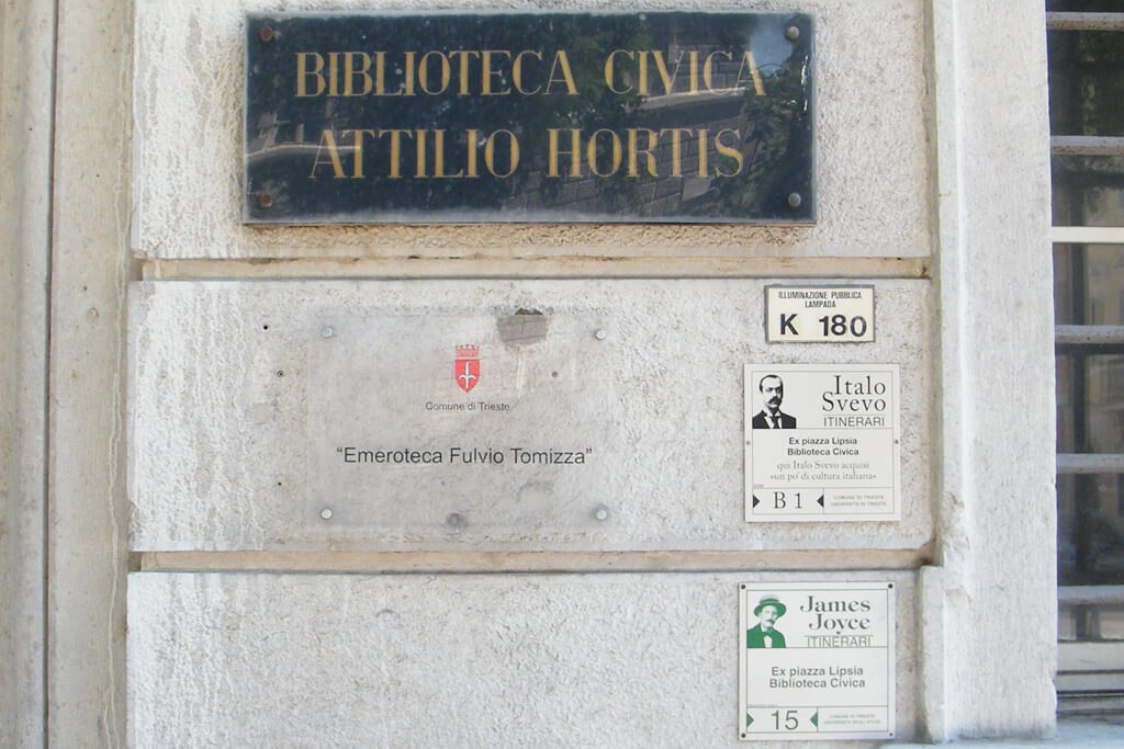 FOTO 8 Gradska biblioteka Attilio Hortis i Biblioteka novina (Emeroteka) Fulvio Tomizza